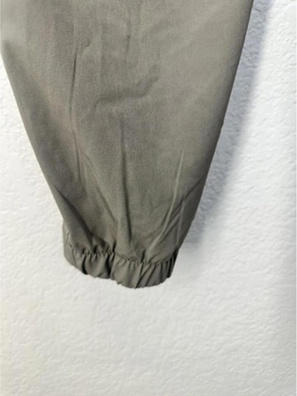 Avia Womens's Moisture Wickening Cargo Pants LARGE NWT - Picture 5 of 5